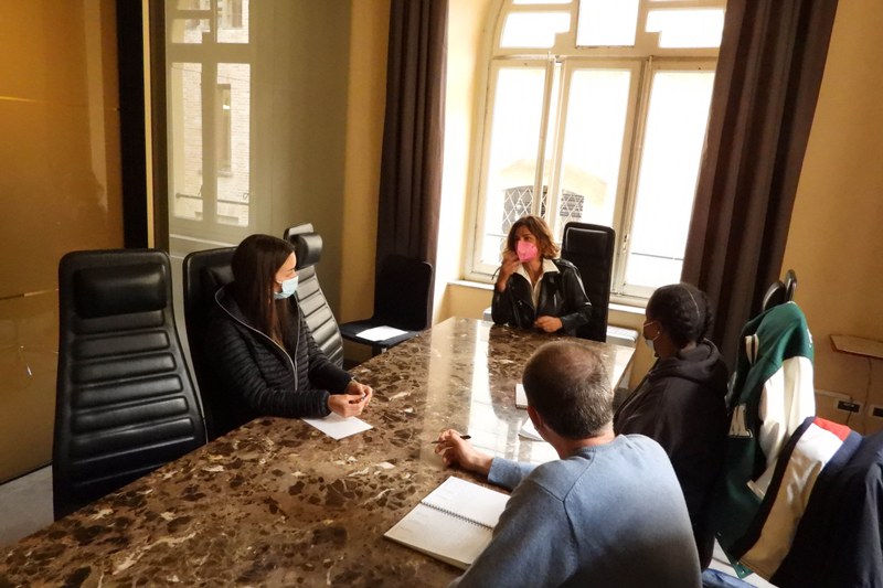 Gli studenti del Liceo San Benedetto dall'Assessora Benassi