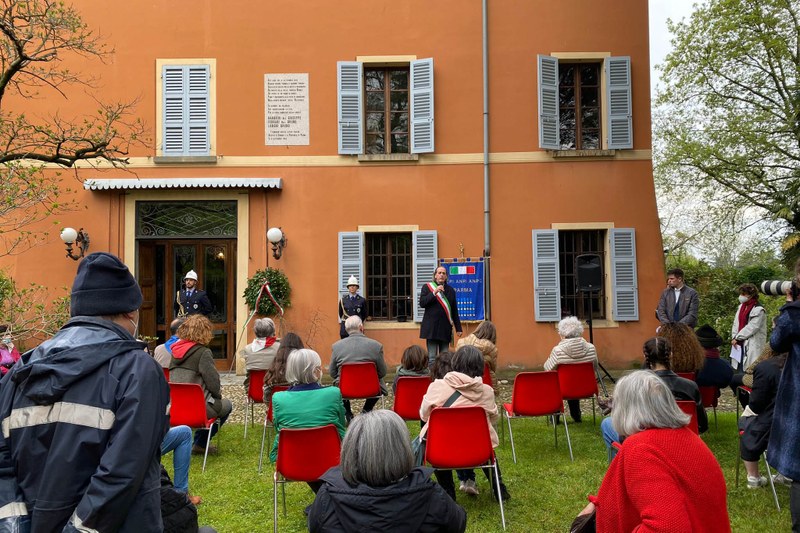 Posa delle corone di alloro