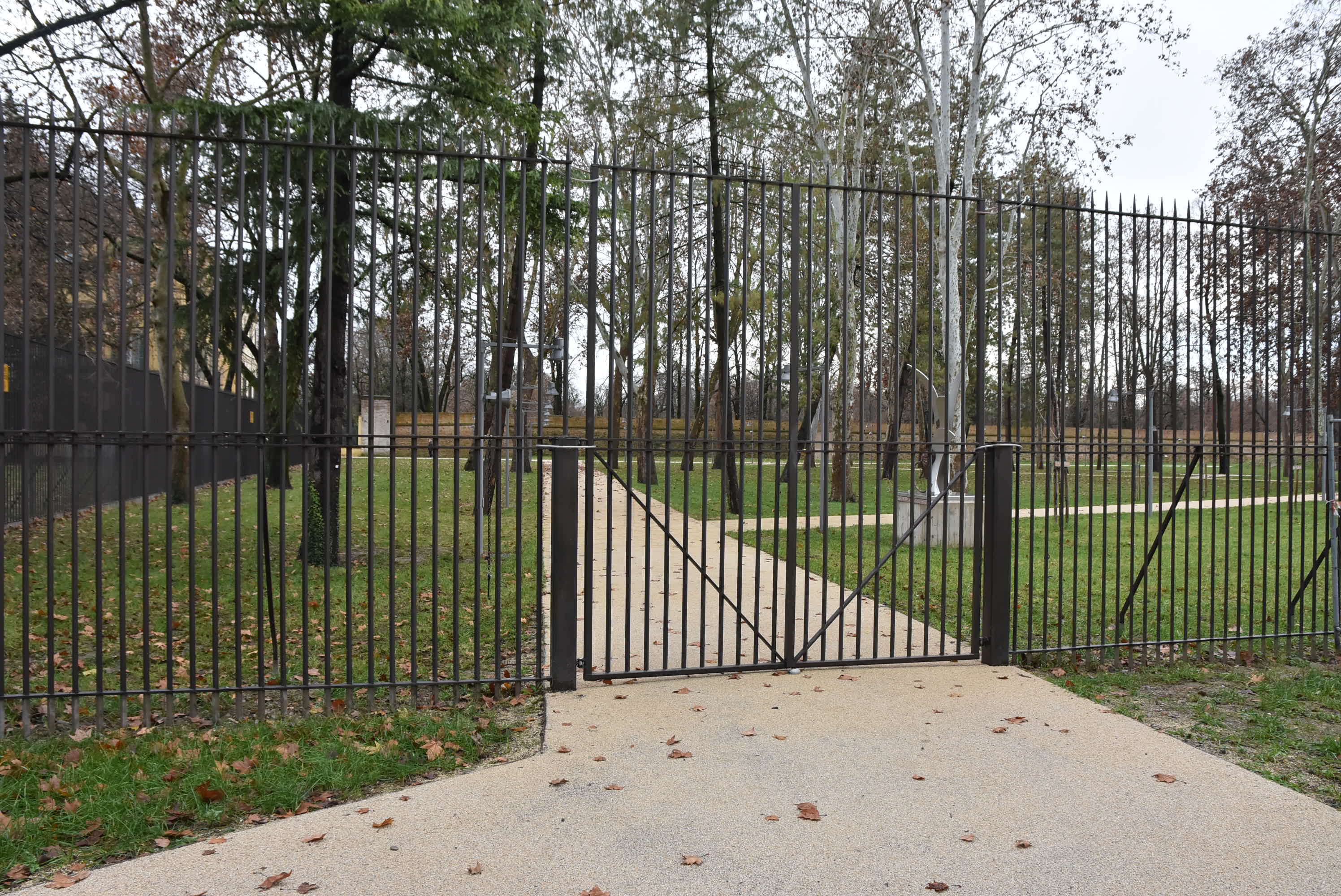 Cancello accesso al Parco Ducale