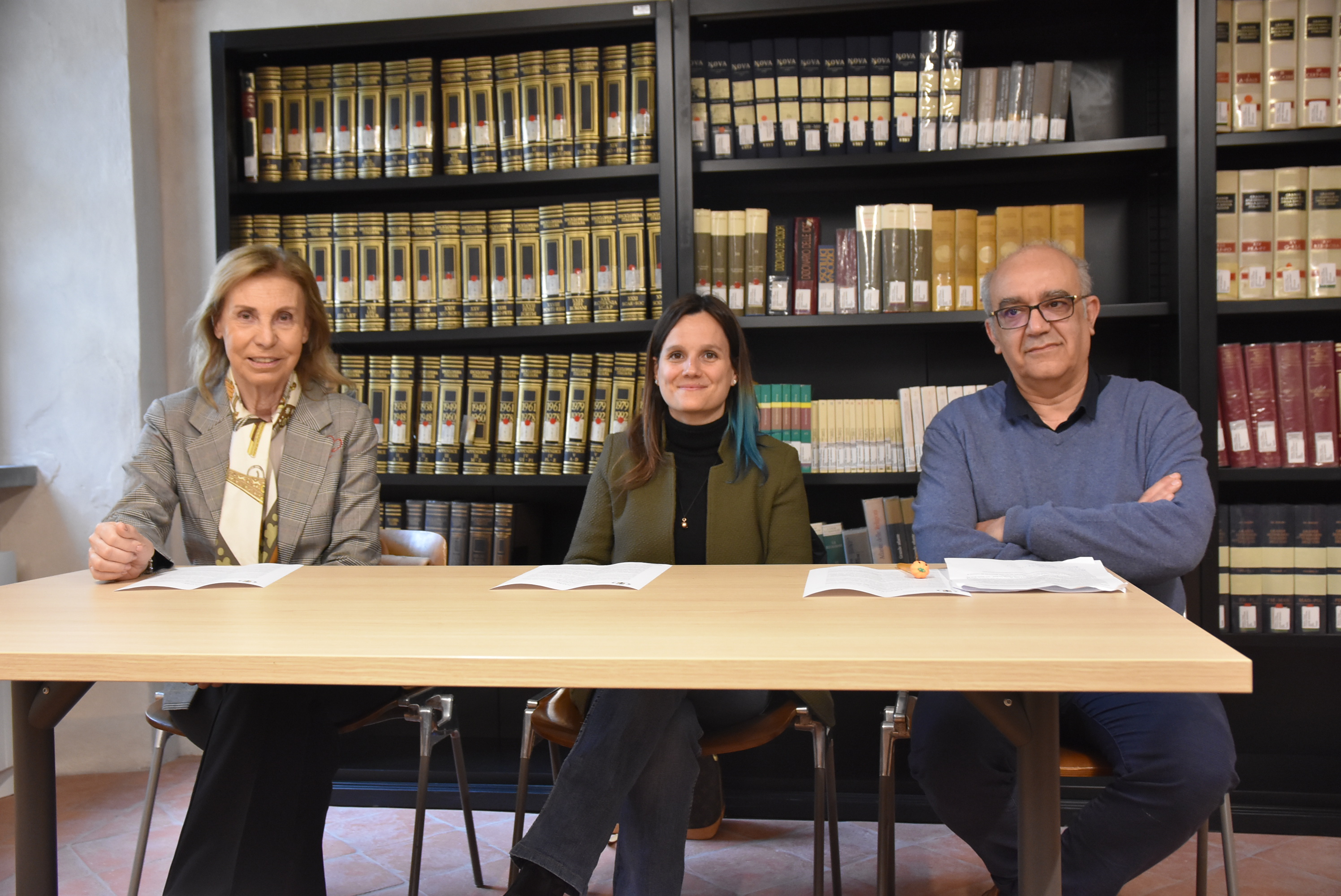 Collettiva in Civica tavolo .JPG