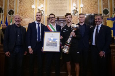 In Municipio la premiazione del Parma Calcio per la promozione in serie A