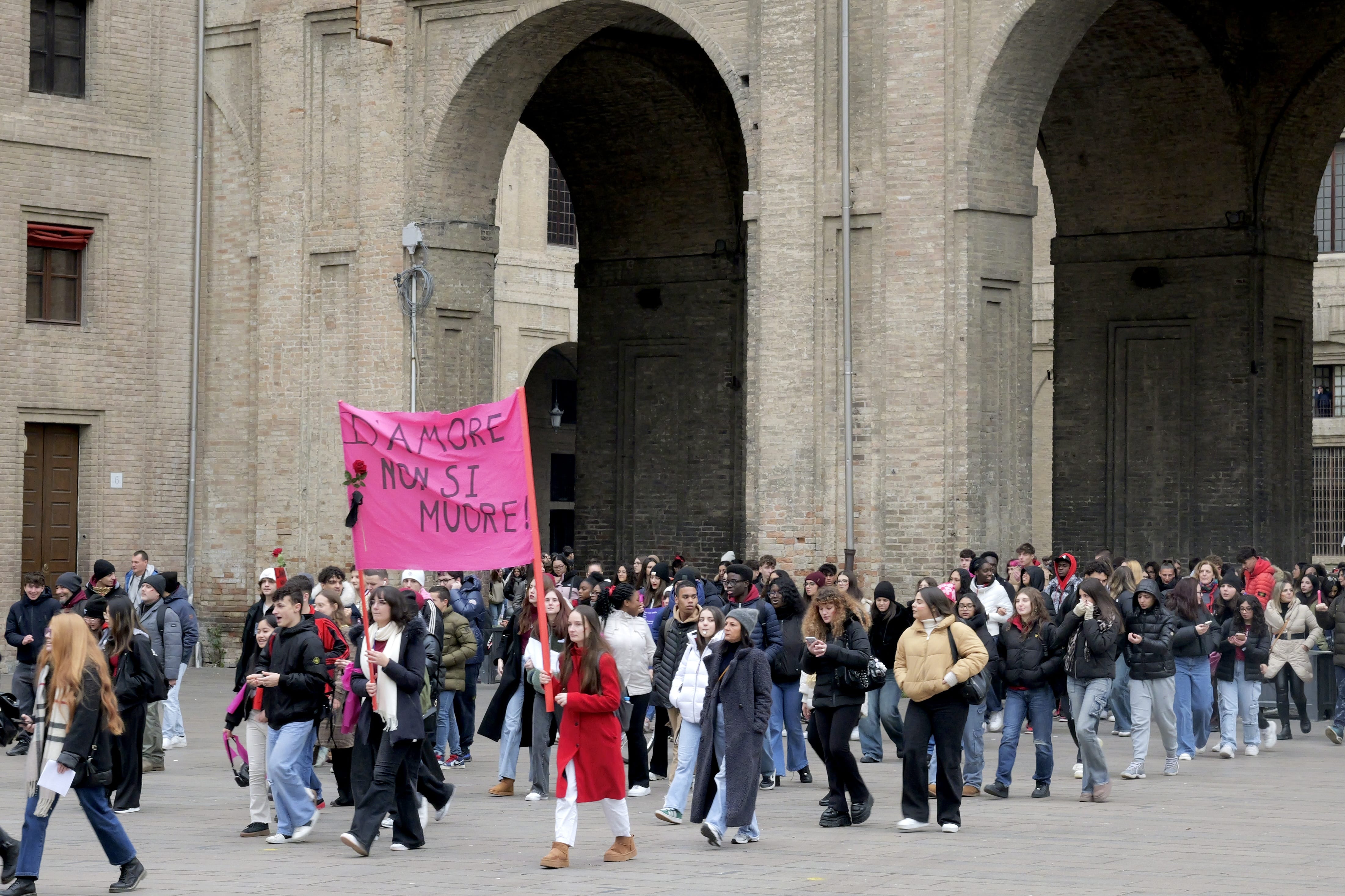 Il corteo in Pilotta