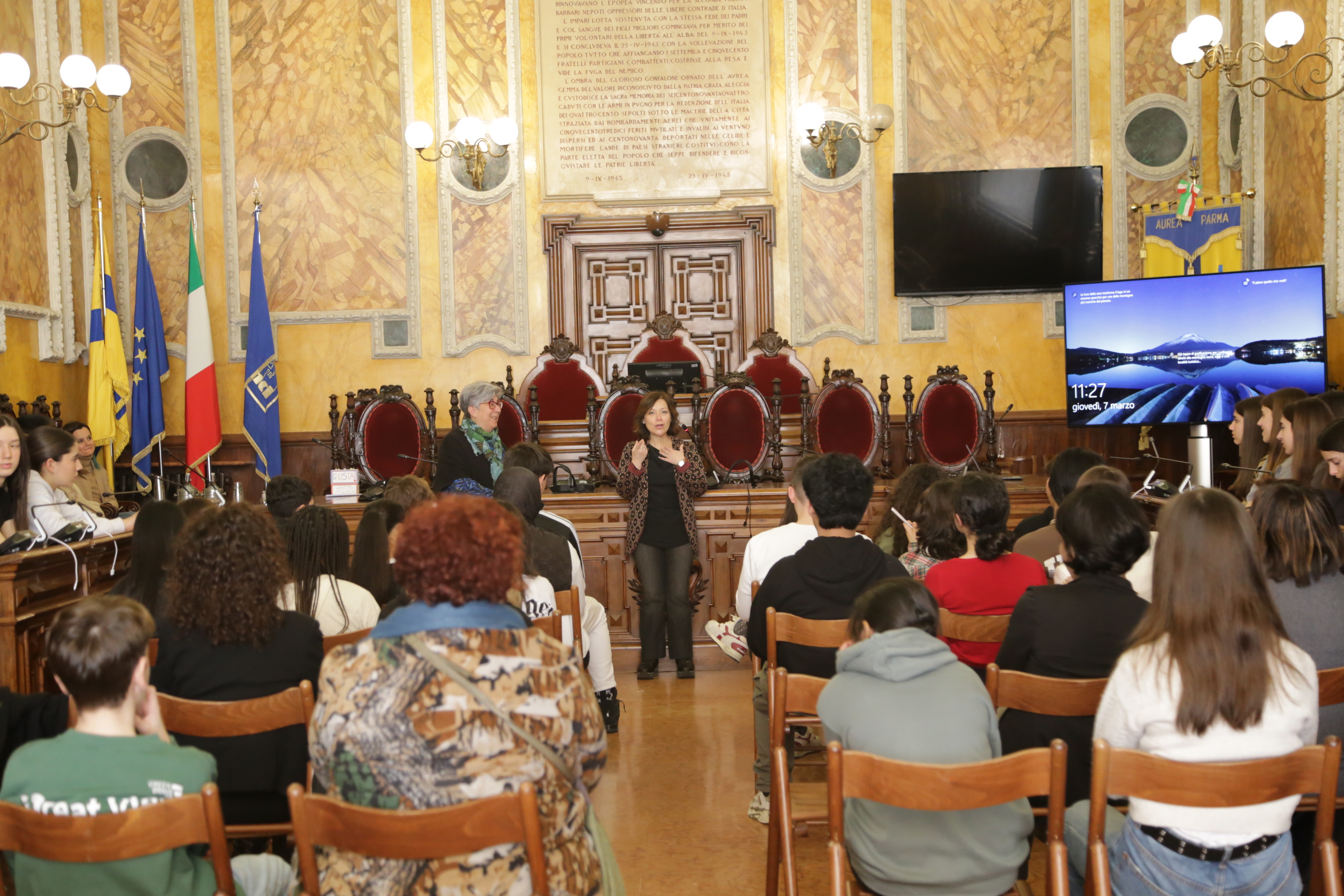 Un momento dell'incontro (4).JPG