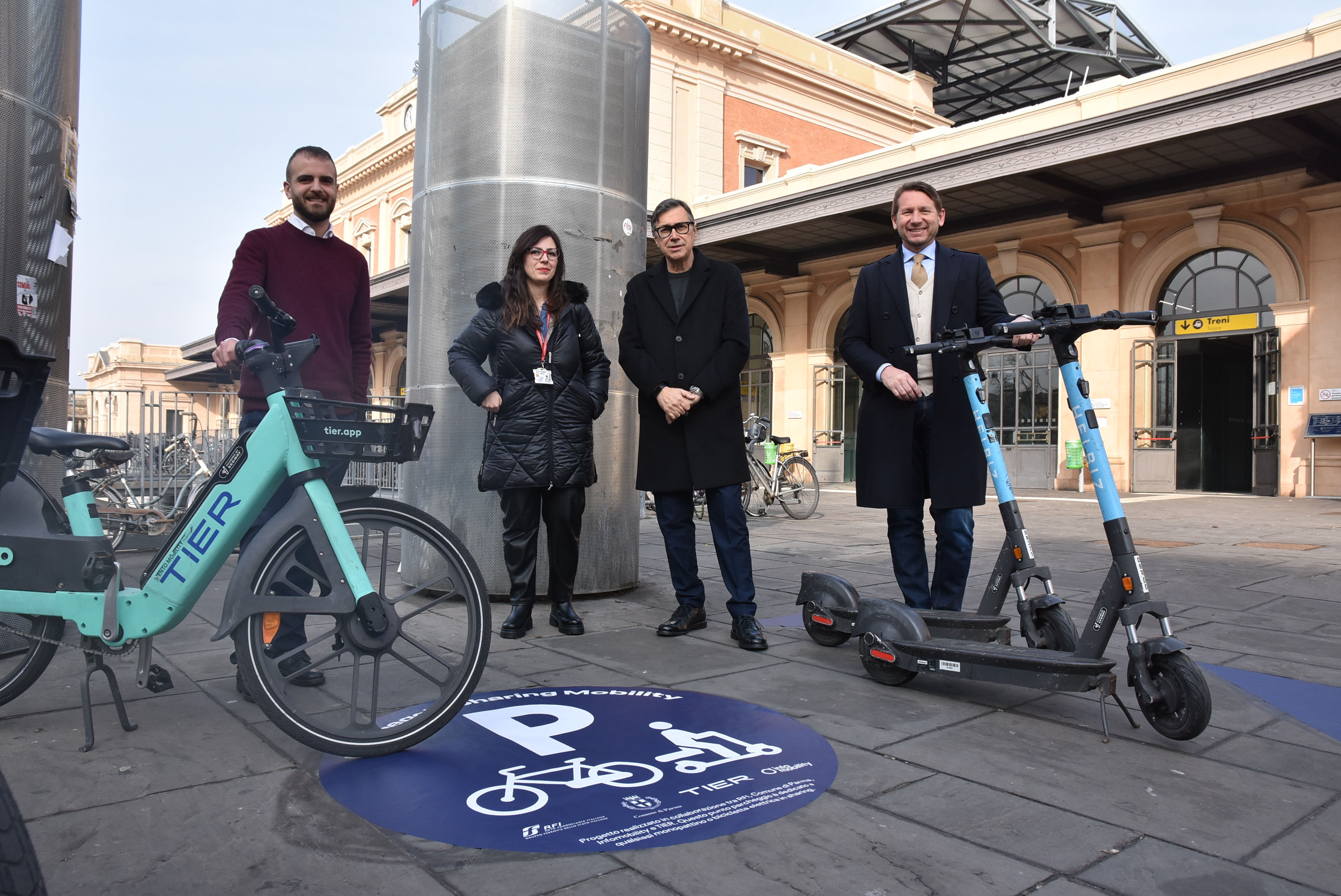 foto-inaugurazione-hub-integrazione-mobilita-treno-micromobilita-3
