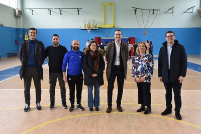 Nuova pavimentazione per la palestra della scuola Malpeli a Baganzola