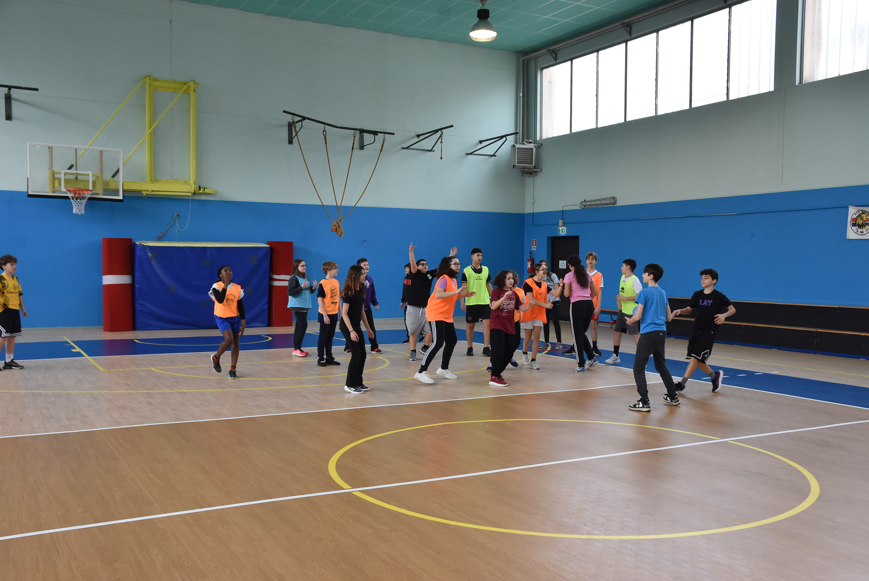 Nuova pavimentazoine palestra scuola Malpeli Baganzola  (10).JPG
